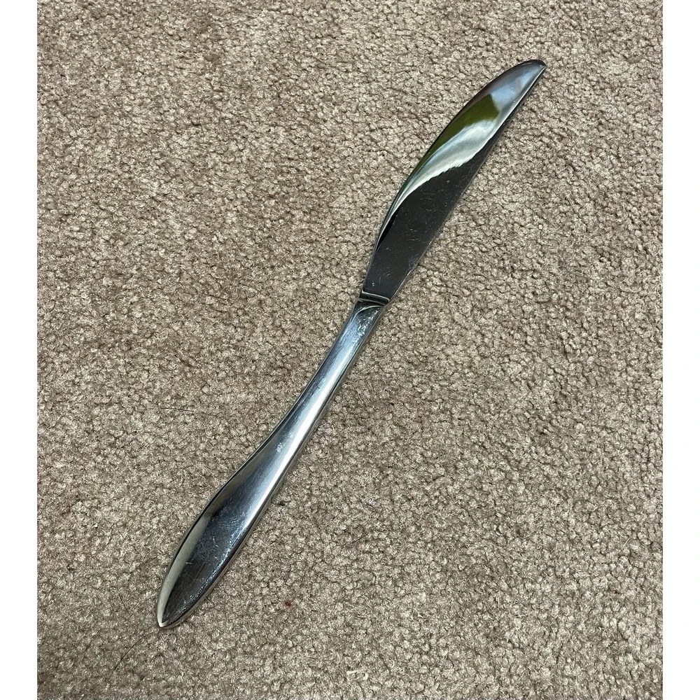 Oneida Stainless Silver‎ Flatwear Dinner Knife